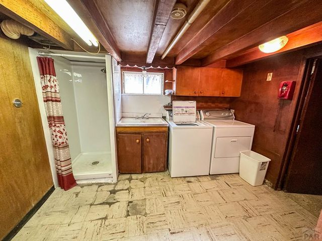 117 S 5th St, Holly, CO 81047