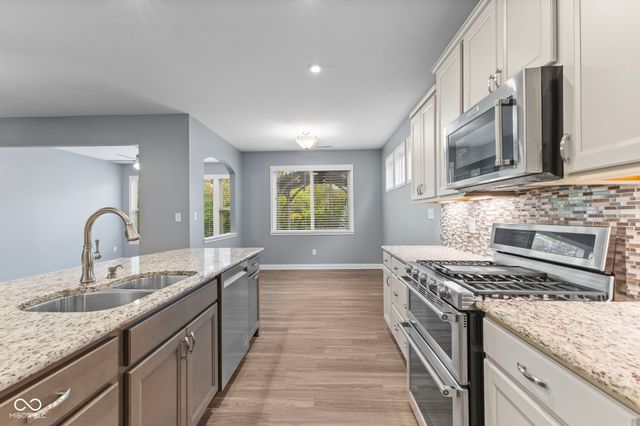 5833 Lyster Lane, Indianapolis, IN 46239