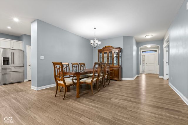 5833 Lyster Lane, Indianapolis, IN 46239