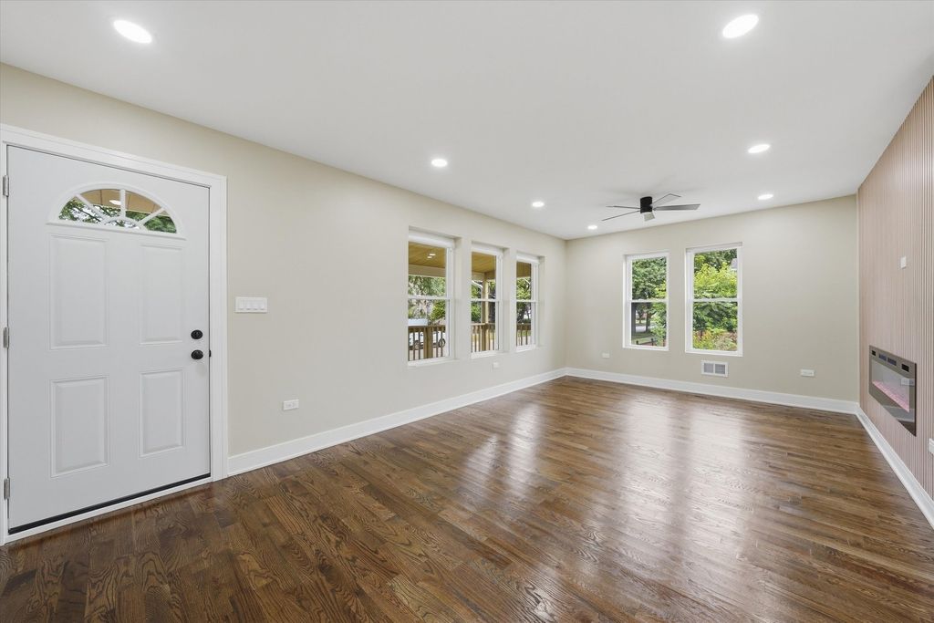 8817 S Parnell Avenue, Chicago, IL 60620 — photo 4