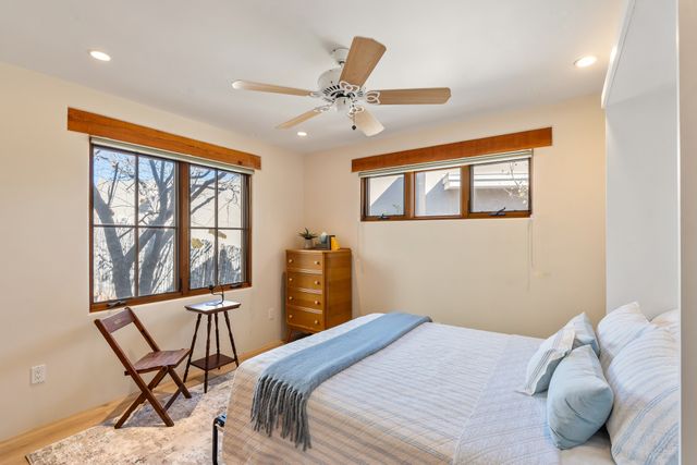 69 Avenida Frijoles, Santa Fe, NM 87507