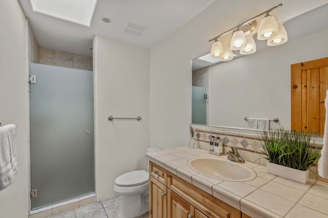69 Avenida Frijoles, Santa Fe, NM 87507