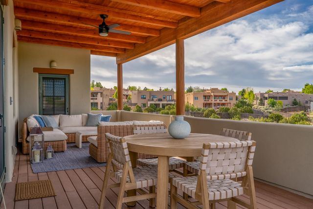 69 Avenida Frijoles, Santa Fe, NM 87507