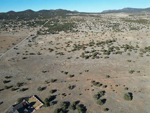 Frost & Tumbleweed E2SW4NW4, Sandia Park, NM 87047