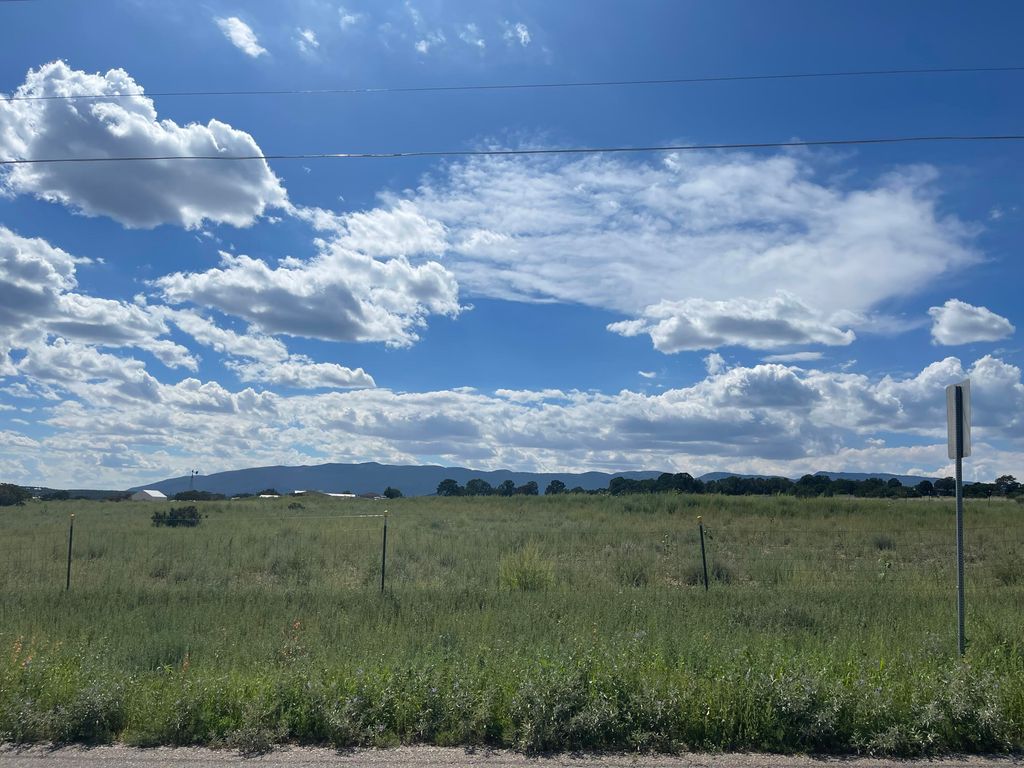 Frost & Tumbleweed E2SW4NW4, Sandia Park, NM 87047