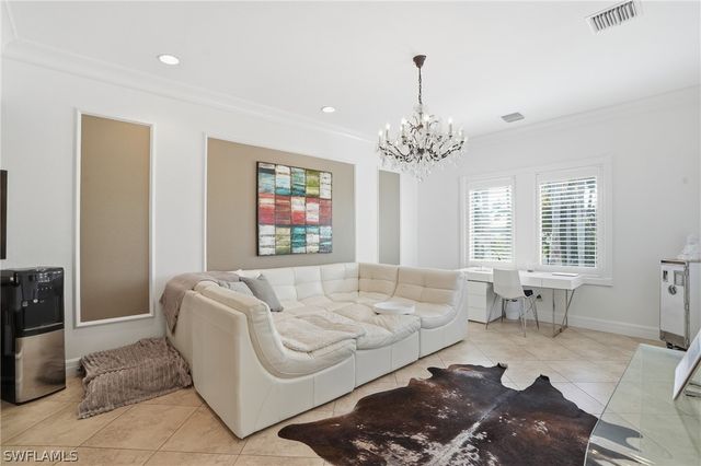 1205 Caloosa DR, Fort Myers, FL 33901