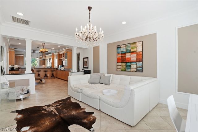 1205 Caloosa DR, Fort Myers, FL 33901