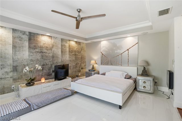 1205 Caloosa DR, Fort Myers, FL 33901