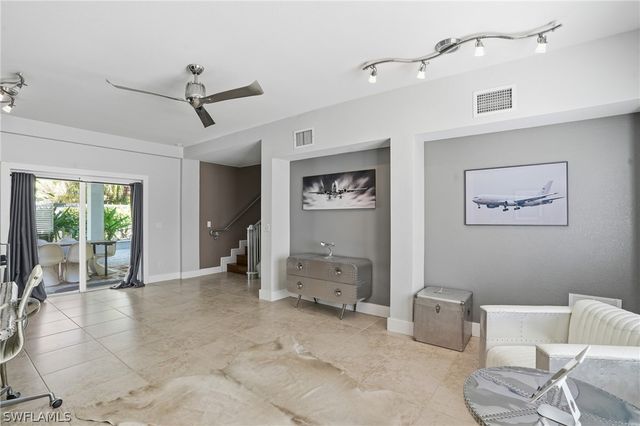 1205 Caloosa DR, Fort Myers, FL 33901