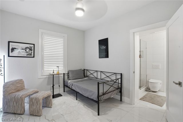 1205 Caloosa DR, Fort Myers, FL 33901