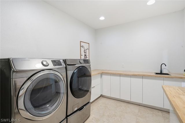 1205 Caloosa DR, Fort Myers, FL 33901