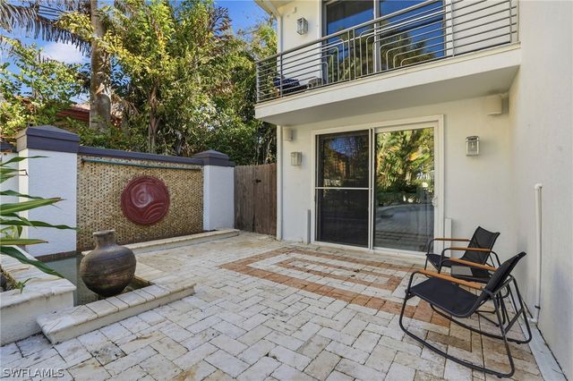 1205 Caloosa DR, Fort Myers, FL 33901