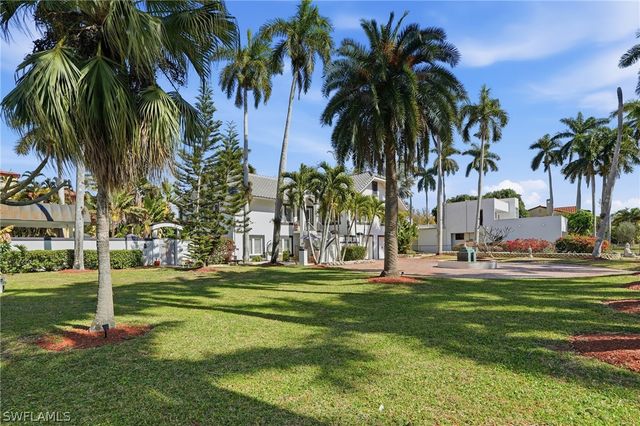 1205 Caloosa DR, Fort Myers, FL 33901