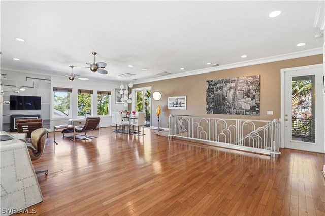 1205 Caloosa DR, Fort Myers, FL 33901