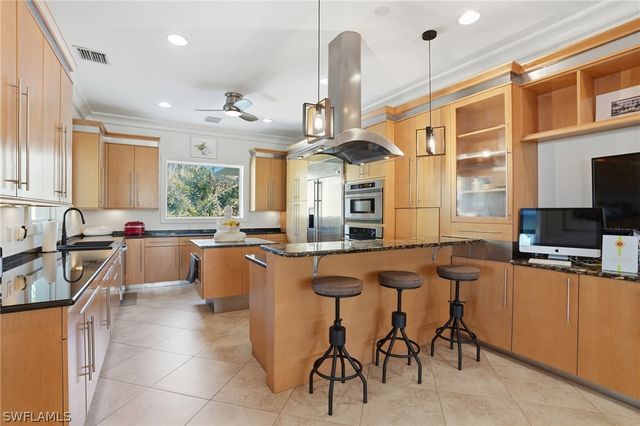 1205 Caloosa DR, Fort Myers, FL 33901