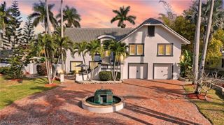 1205 Caloosa DR, Fort Myers, FL 33901