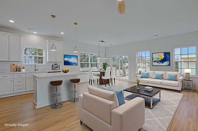 214 26th Ave. S, Myrtle Beach, SC 29577