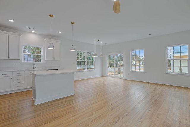 214 26th Ave. S, Myrtle Beach, SC 29577