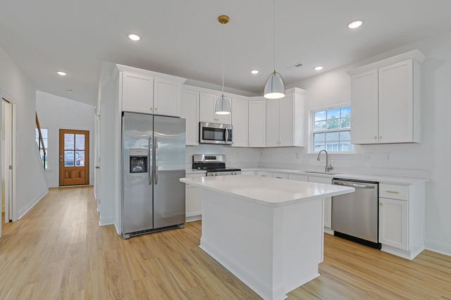 214 26th Ave. S, Myrtle Beach, SC 29577