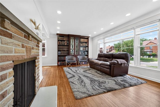 3738 Bendemeer Road, Cleveland Heights, OH 44118