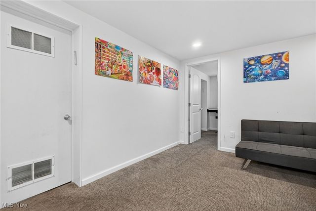 3738 Bendemeer Road, Cleveland Heights, OH 44118