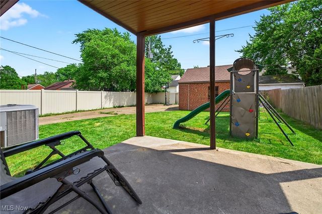 3738 Bendemeer Road, Cleveland Heights, OH 44118