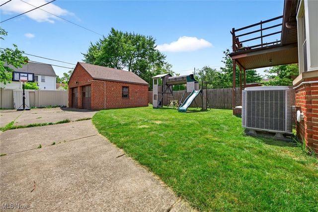 3738 Bendemeer Road, Cleveland Heights, OH 44118