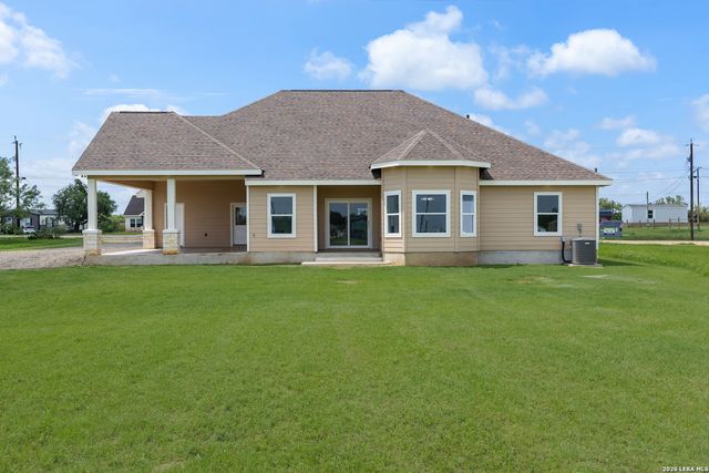 13019 PUEBLO NUEVO DR, Atascosa, TX 78002