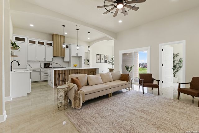 13019 PUEBLO NUEVO DR, Atascosa, TX 78002
