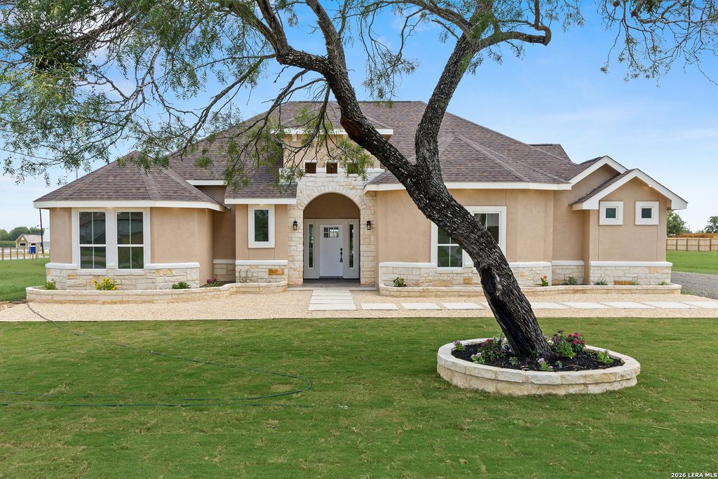 13019 PUEBLO NUEVO DR, Atascosa, TX 78002