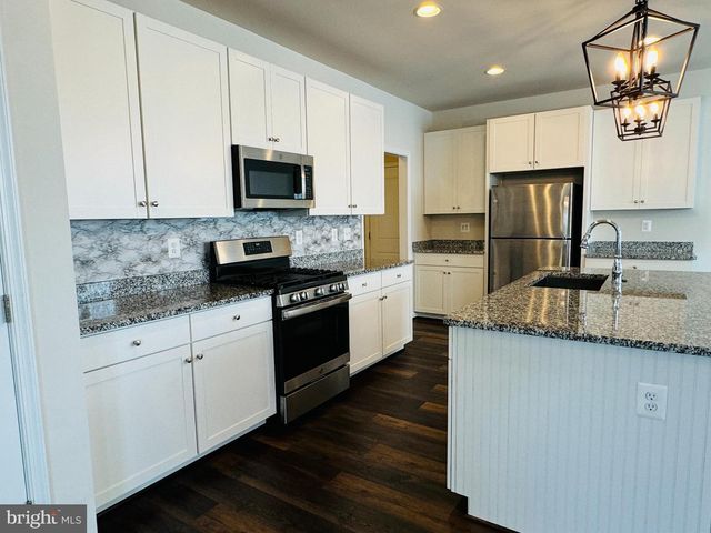 454 COASTAL AVE, Stafford, VA 22554