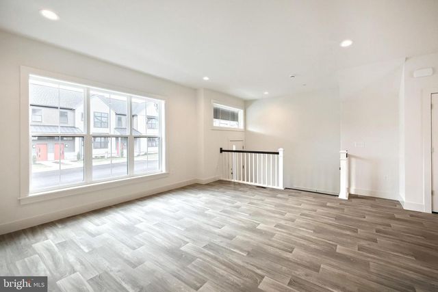 102 MADISON DR, Mechanicsburg, PA 17055