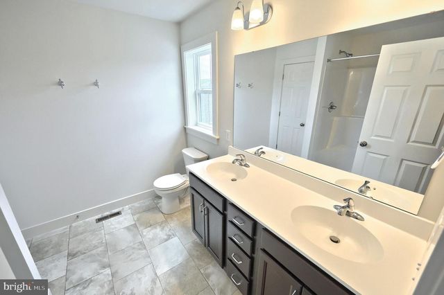 102 MADISON DR, Mechanicsburg, PA 17055