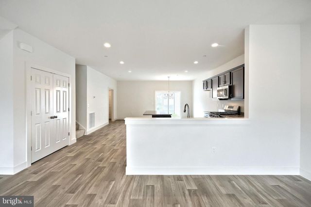 102 MADISON DR, Mechanicsburg, PA 17055