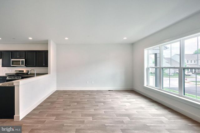 102 MADISON DR, Mechanicsburg, PA 17055