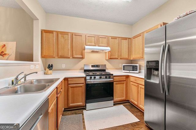 1343 Penhurst Drive, Lawrenceville, GA 30043