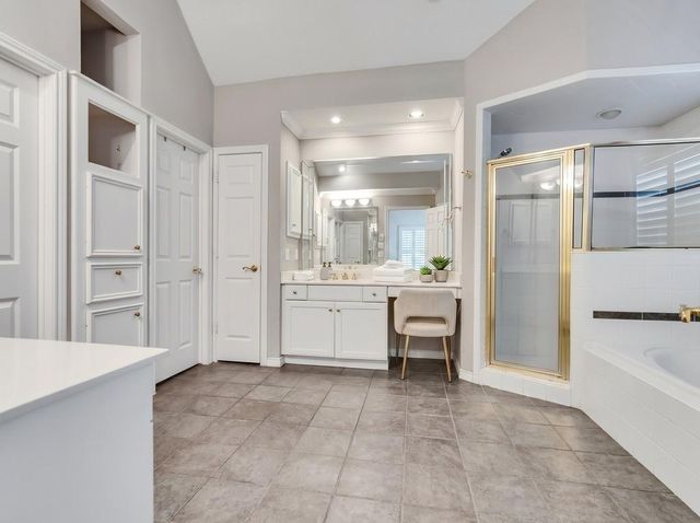 5834 Candlewood Lane, Houston, TX 77057