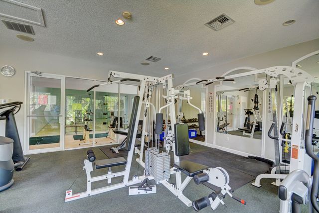 272 Village Boulevard 7102, Tequesta, FL 33469
