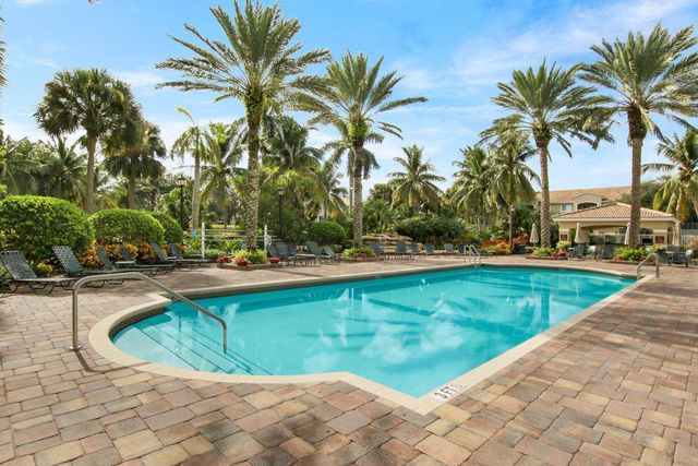 272 Village Boulevard 7102, Tequesta, FL 33469