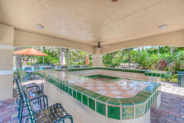 272 Village Boulevard 7102, Tequesta, FL 33469