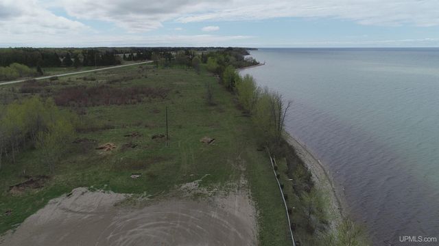 5 acres Co 513 T Road, Rapid River, MI 49878