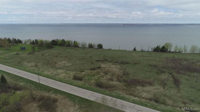 5 acres Co 513 T Road, Rapid River, MI 49878