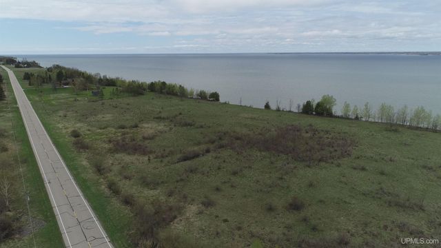 5 acres Co 513 T Road, Rapid River, MI 49878