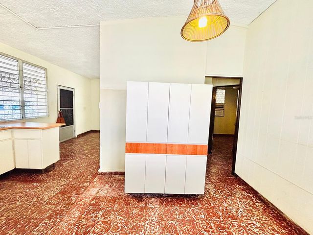 910 calle 1 SE REPARTO METROPOLITANO, San Juan, PR 00921