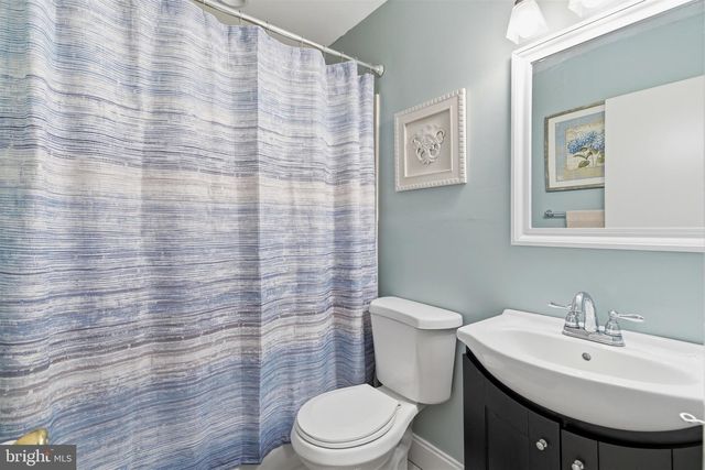 15136 INA DR, Philadelphia, PA 19116