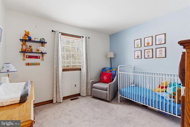 15136 INA DR, Philadelphia, PA 19116