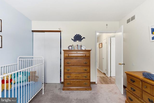 15136 INA DR, Philadelphia, PA 19116