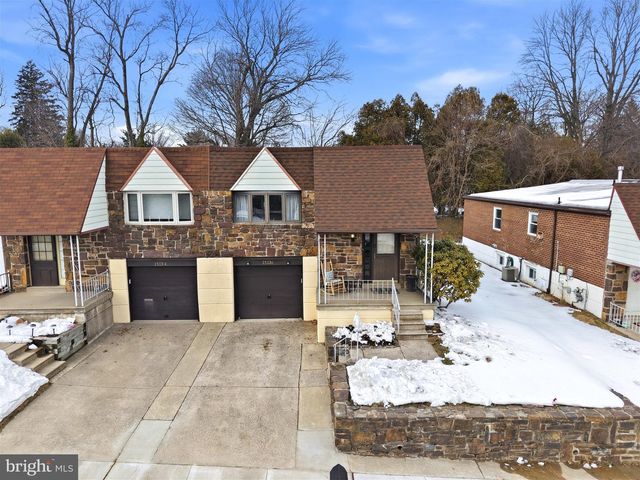 15136 INA DR, Philadelphia, PA 19116