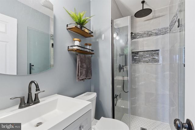 15136 INA DR, Philadelphia, PA 19116