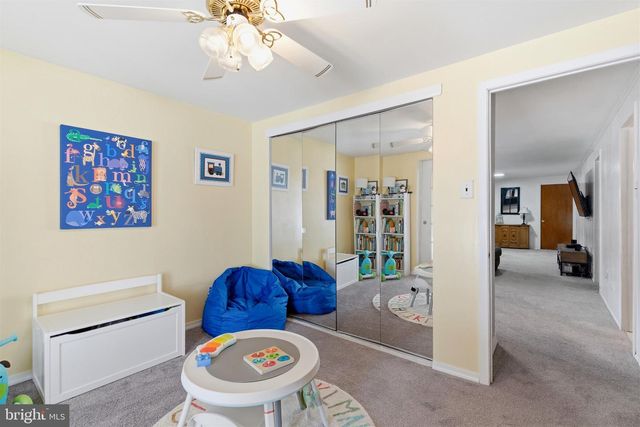 15136 INA DR, Philadelphia, PA 19116